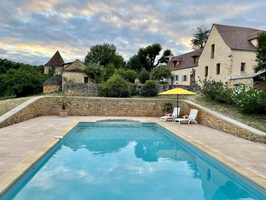 Charming 19Th Century Farmhouse With Pool Vitrac  Exteriér fotografie